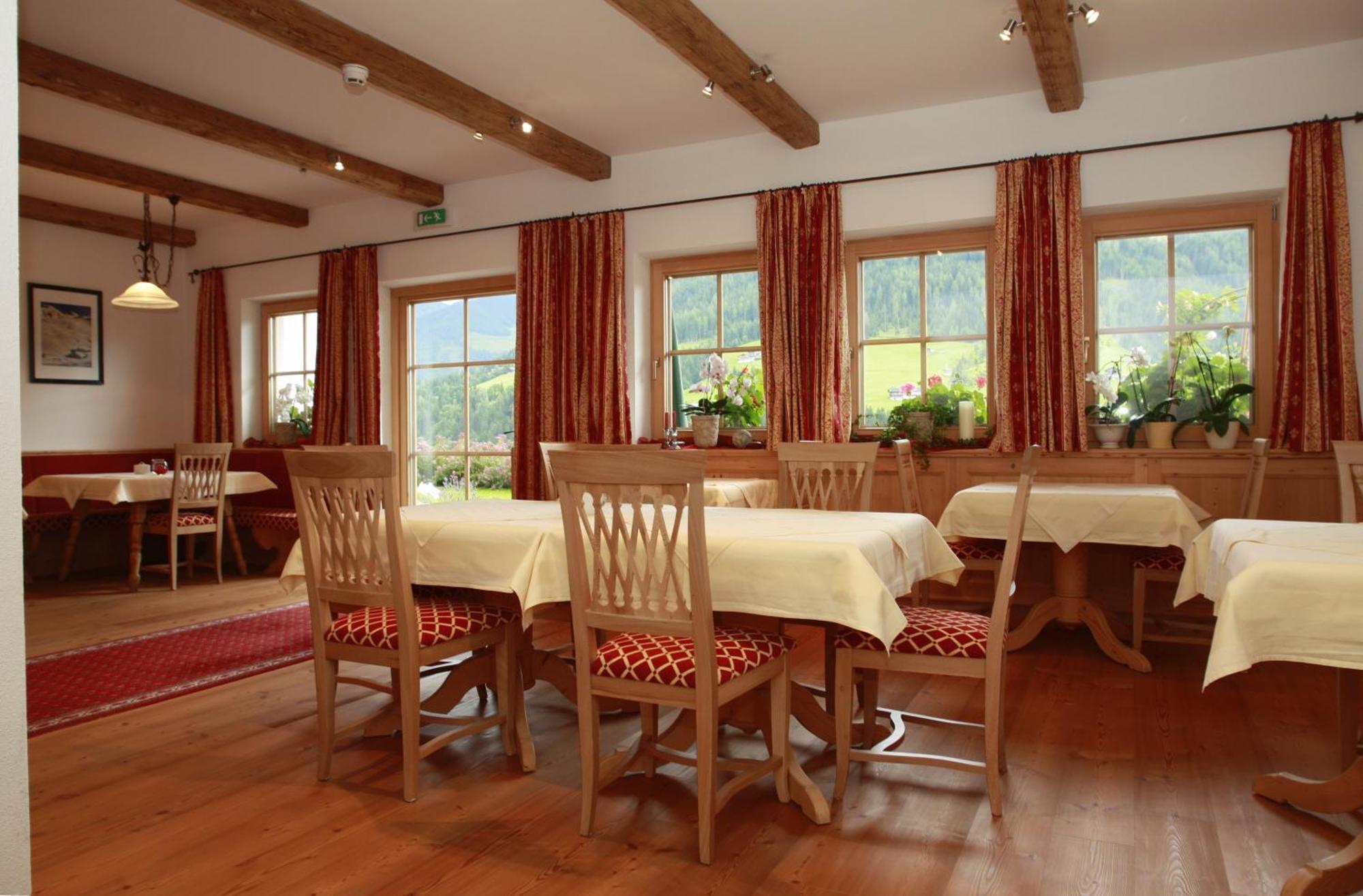Gaestehaus Larch Alpbach Eksteriør billede